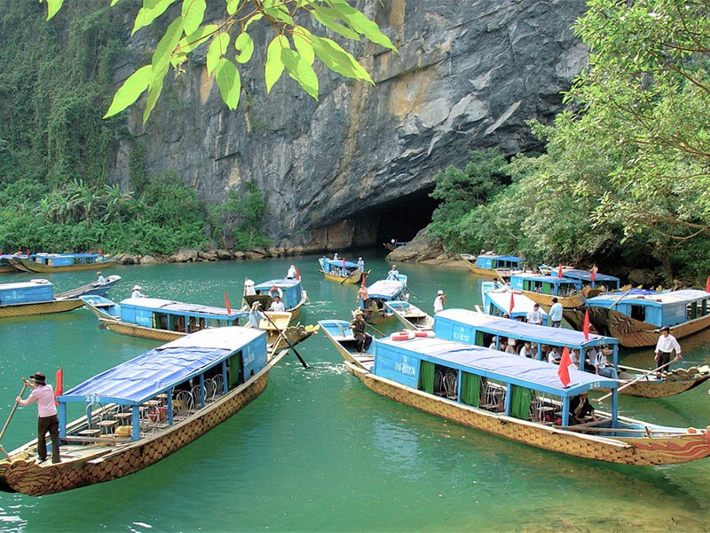 Phong Nha cave & Paradise cave tour