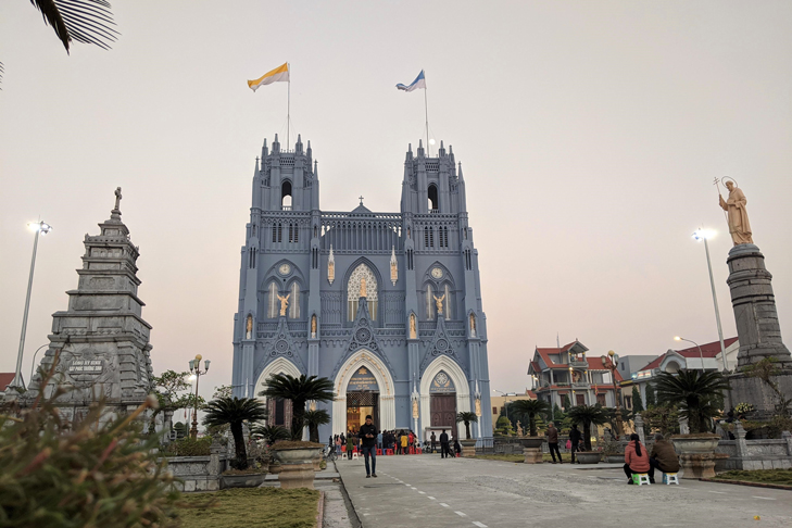 Phu Nhai Church